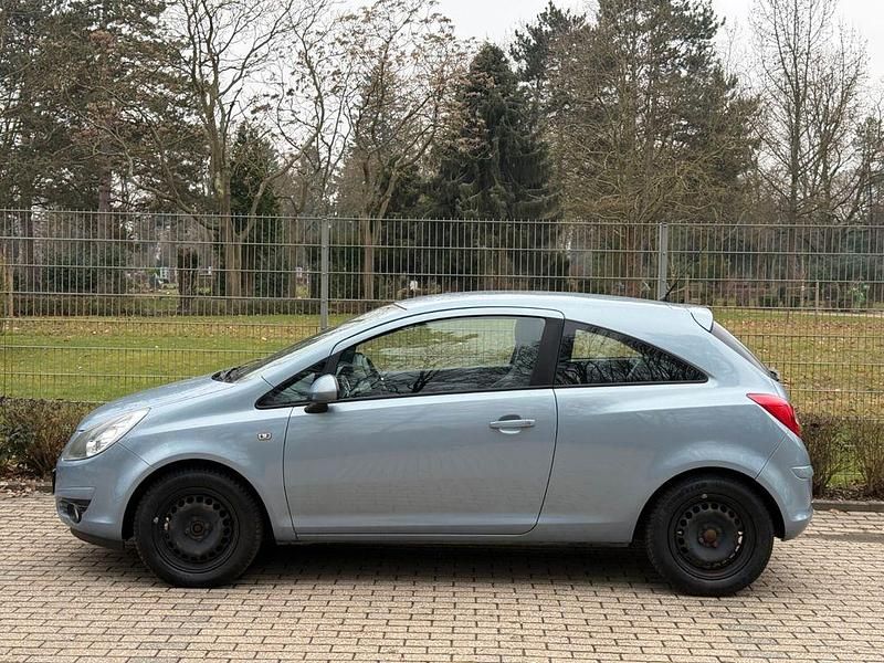 Gebraucht Opel Corsa Innovation 80 PS (58 kW) 2010 Blau Kleinwagen