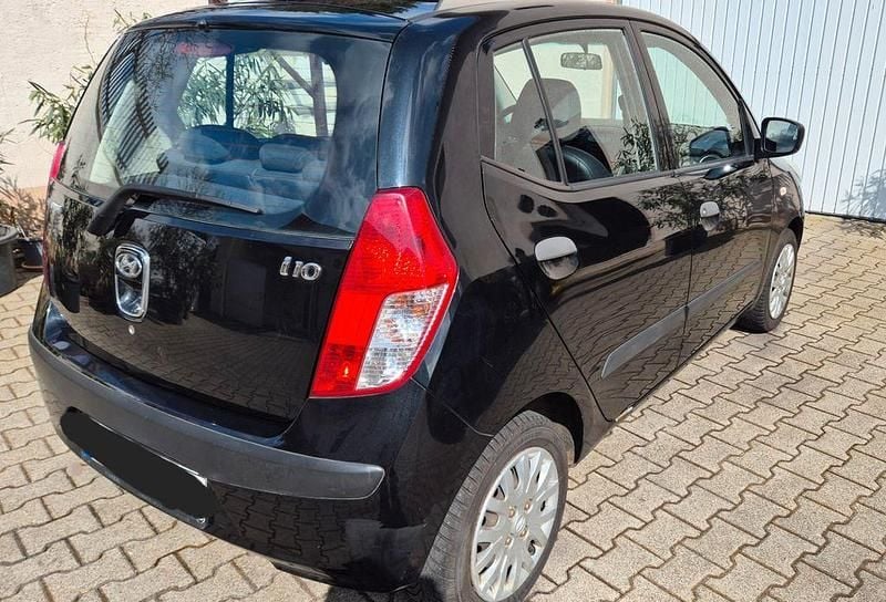 Gebraucht Hyundai i10 67 PS (49 kW) 2009 Schwarz Kleinwagen