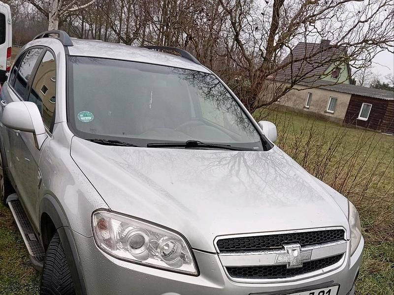 Gebraucht Chevrolet Captiva 136 PS (100 kW) 2010 Silber SUV