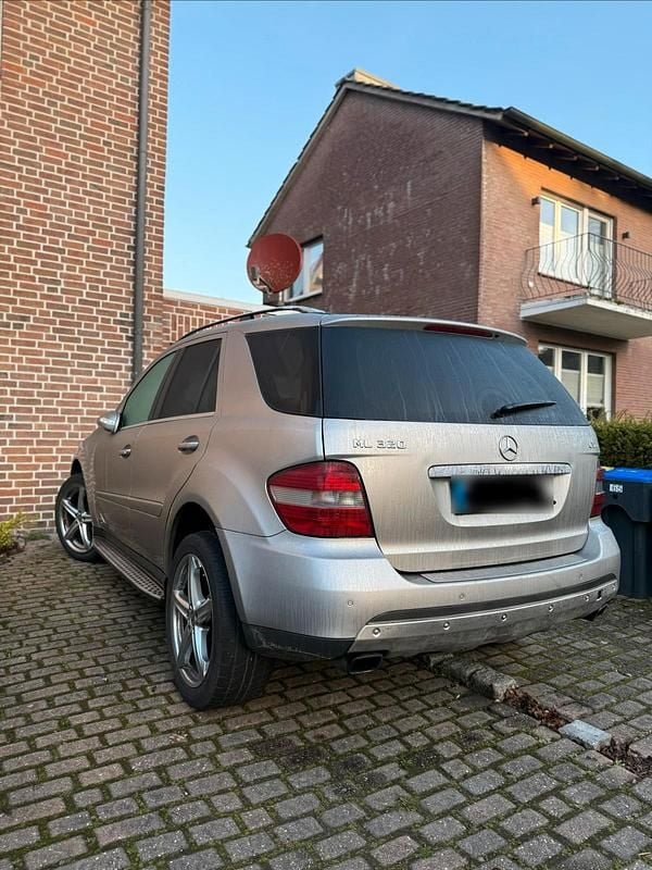 Gebraucht Mercedes ML320 224 PS (164 kW) 2007 SUV