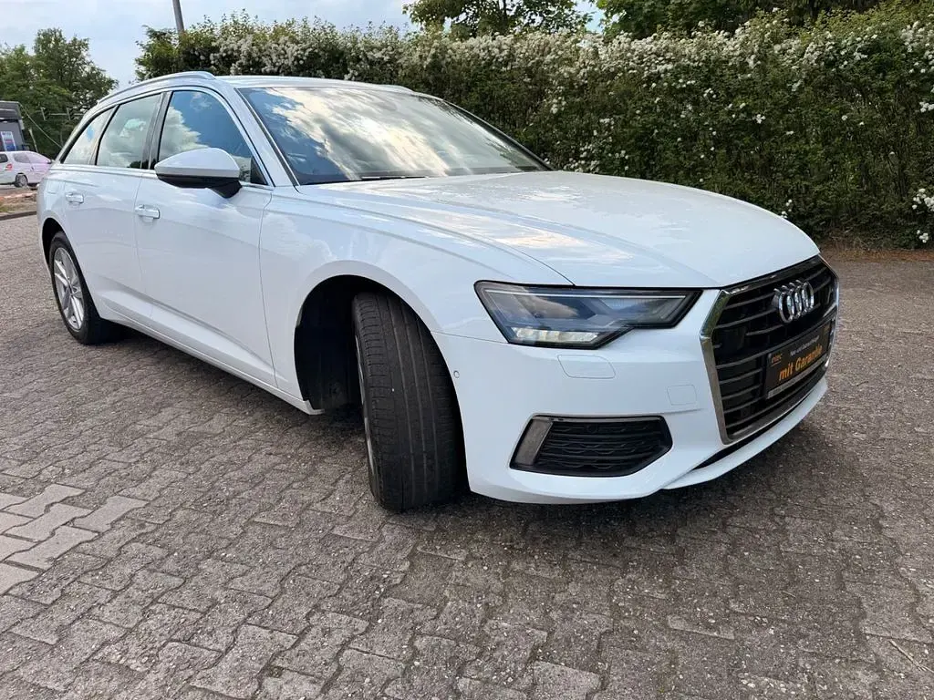 Gebraucht Audi A6 Design 204 PS (150 kW) 2022 Weiß Limousine