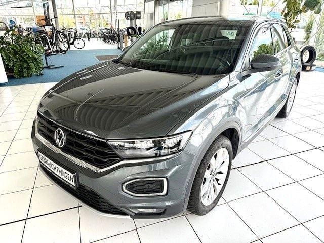Grau Gebraucht 2021 VW T-Roc Sport SUV | 26.666 € (Etwas zu teuer) - Bild 1/4