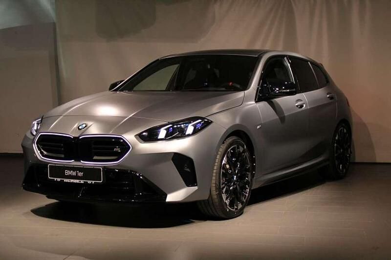 Neu BMW 135 300 PS (220 kW) 2026 Bmw individual frozen pure gr Kleinwagen