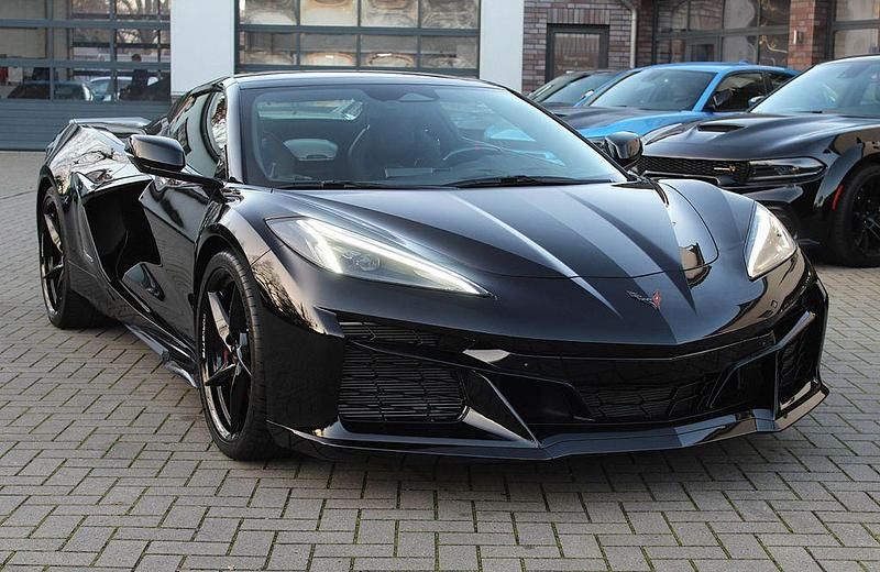 Neu Corvette C8 655 PS (481 kW) 2025 Schwarz Cabrio