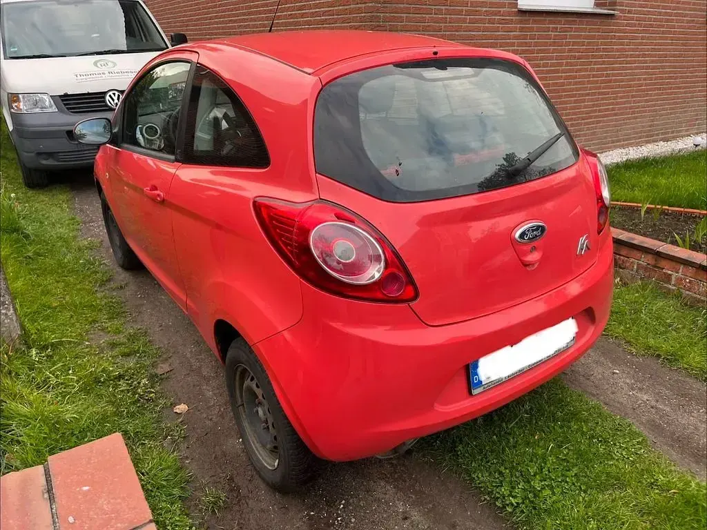 Gebraucht Ford Ka Trend 69 PS (50 kW) 2010 Rot Kleinwagen