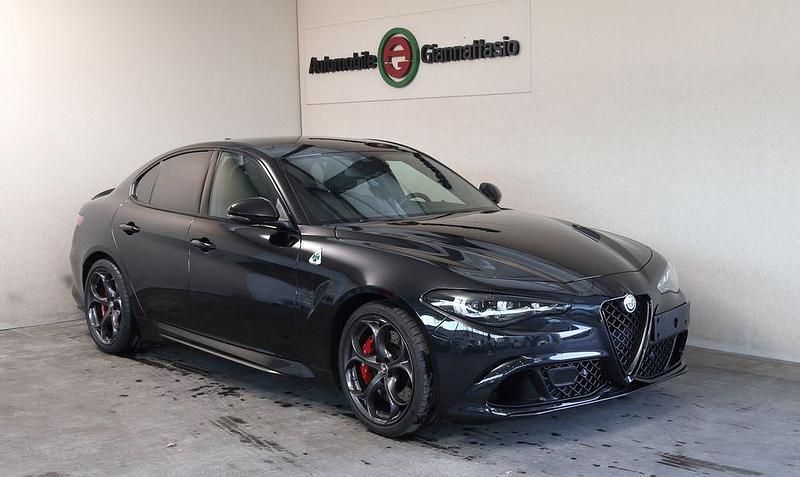 Gebraucht Alfa Romeo Giulia Quadrifoglio 519 PS (381 kW) 2024 Schwarz Limousine