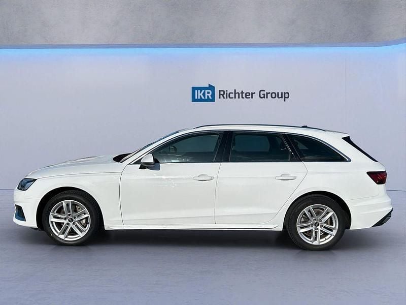 Używany Audi A4 Advanced 204 KM (150 kW) 2022 Biały Kombi