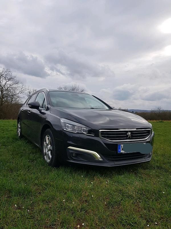 Gebraucht Peugeot 508 165 PS (121 kW) 2016 Grau Kombi
