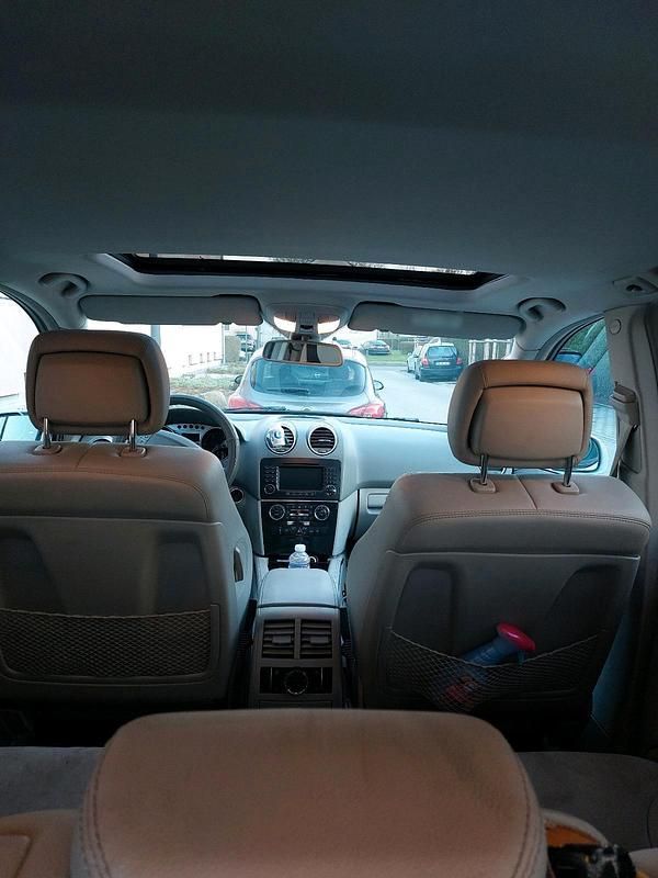 Gebraucht Mercedes ML320 256 PS (188 kW) 2007 Grau SUV