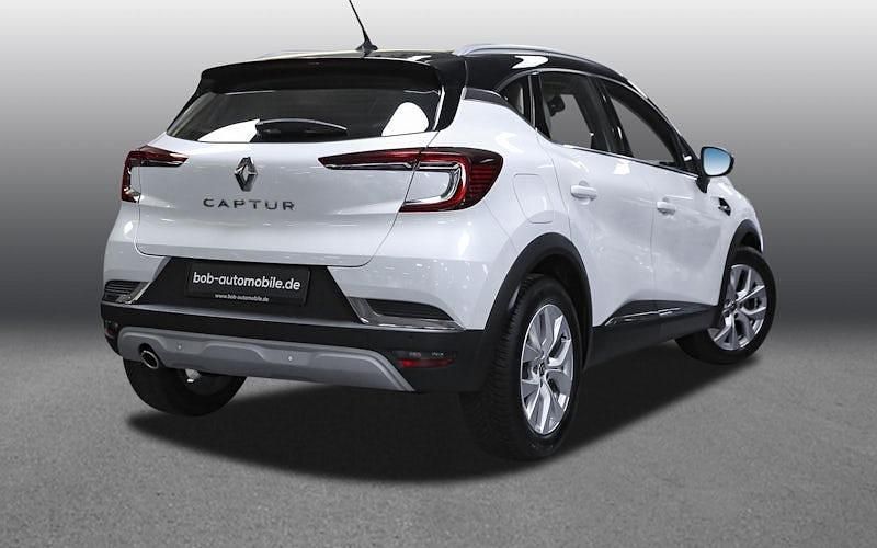 Gebraucht Renault Captur Intens 140 PS (102 kW) 2021 Perlmuttweiß/bl.pea SUV