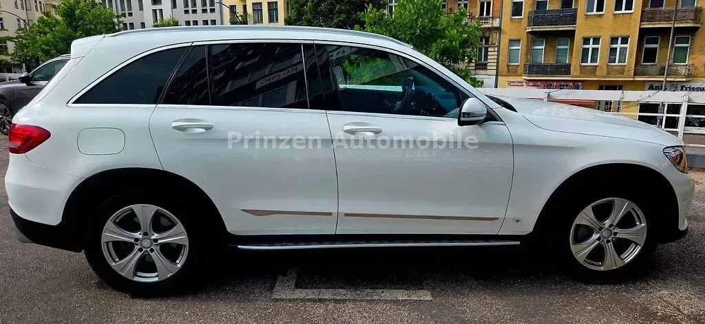 Gebraucht Mercedes GLC220 Exclusive 170 PS (125 kW) 2017 Weiß SUV