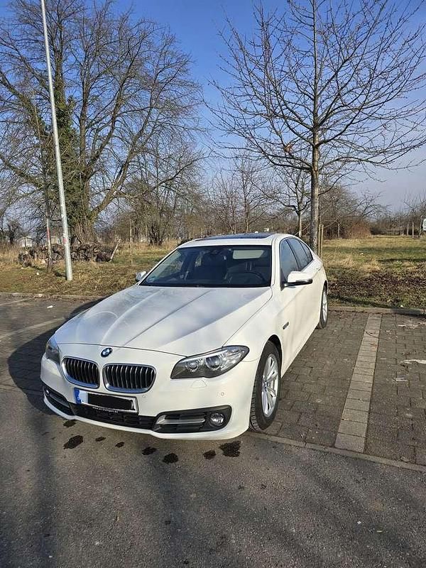 Gebraucht BMW 525 218 PS (160 kW) 2014 Weiß Limousine