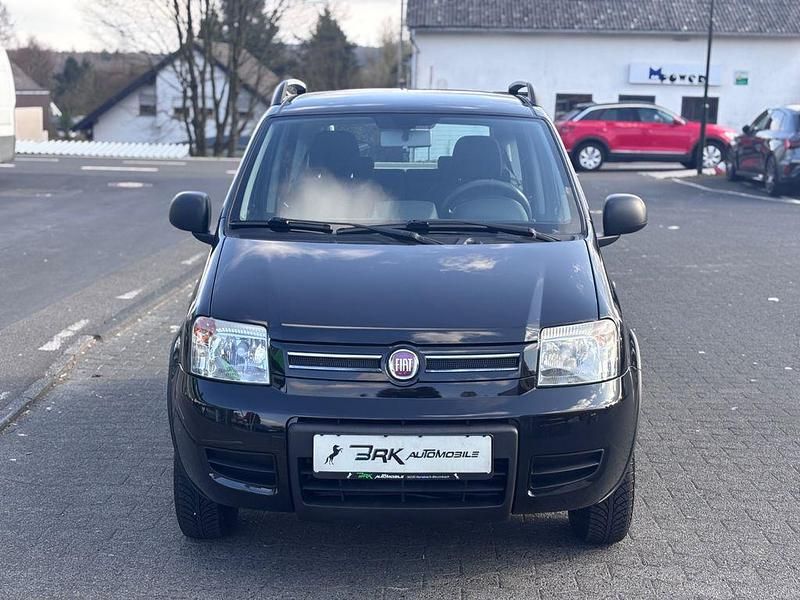 Gebraucht Fiat Panda 4x4 Climbing 69 PS (50 kW) 2011 Schwarz Kleinwagen