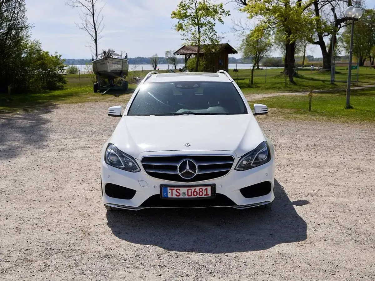 Gebraucht Mercedes E250 Avantgarde 204 PS (150 kW) 2014 Weiß Kombi