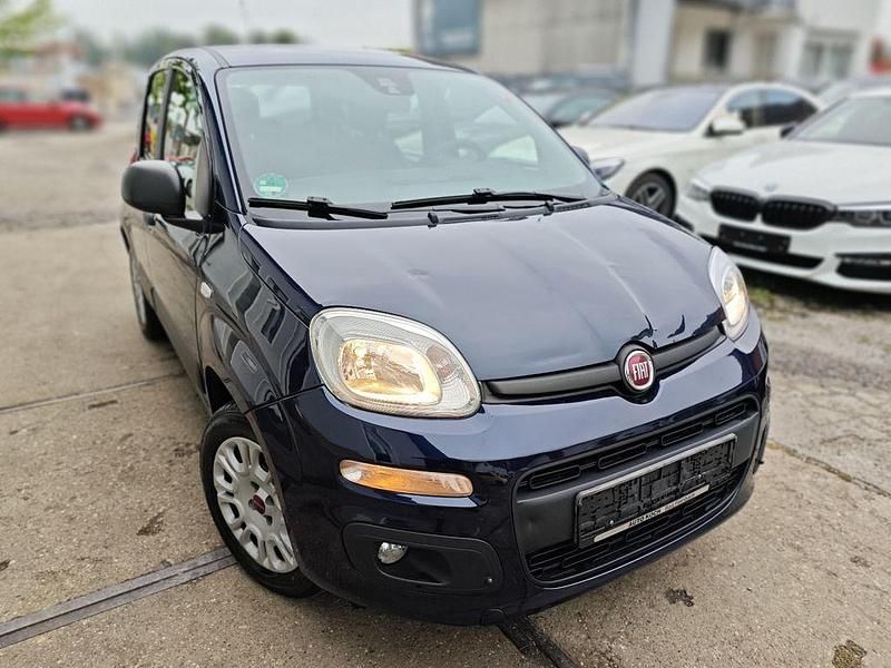 Blau Gebraucht 2017 Fiat Panda Easy Kleinwagen | 5.500 € (Etwas zu teuer) - Bild 1/4