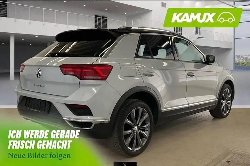 Gebraucht VW T-Roc 150 PS (110 kW) 2018 Silber / grau SUV