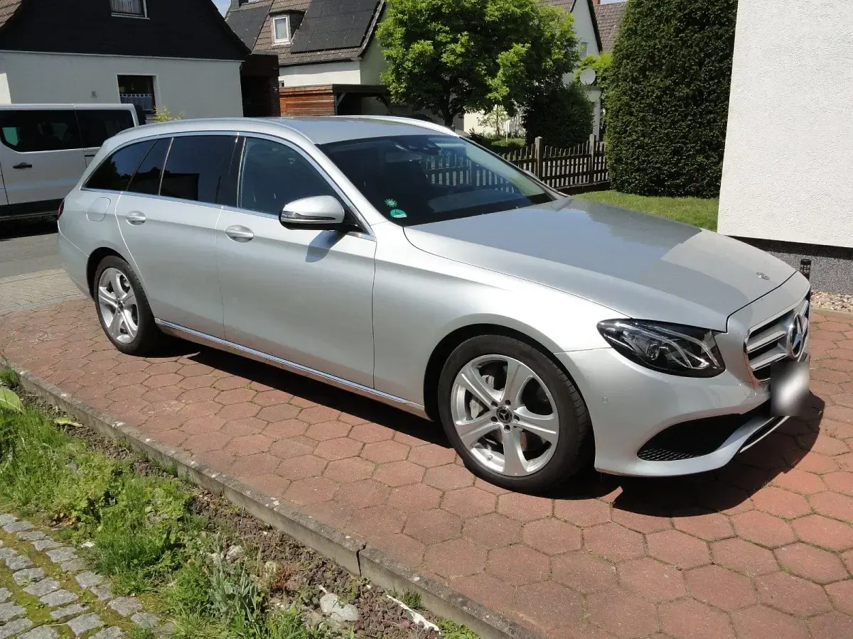 Gebraucht Mercedes E400 Avantgarde 333 PS (244 kW) 2017 Silber Kombi