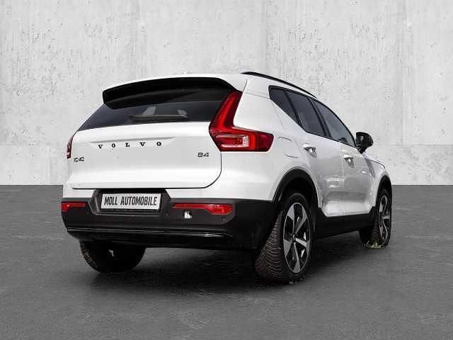 Gebraucht Volvo XC40 145 PS (106 kW) 2023 SUV