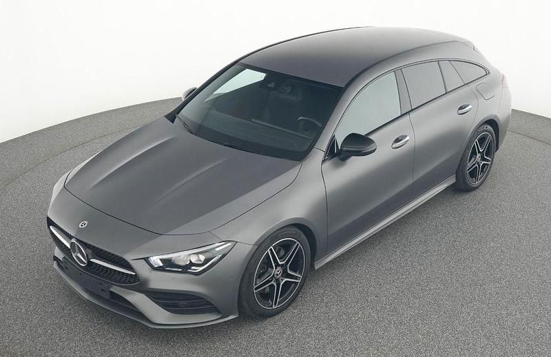 Grau Gebraucht 2020 Mercedes CLA200 AMG Limousine | 24.900 € (Fairer Preis) - Bild 1/4