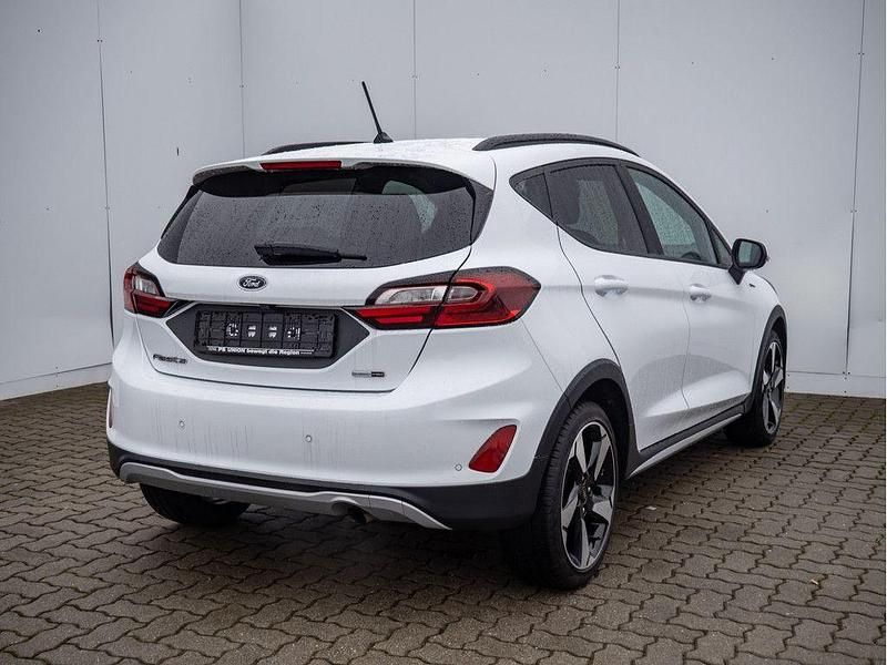 Gebraucht Ford Fiesta Active X 125 PS (91 kW) 2023 Weiss Kleinwagen