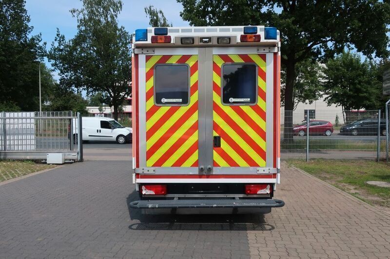 Gebraucht Mercedes Sprinter 163 PS (119 kW) 2015 Reinweiß Van