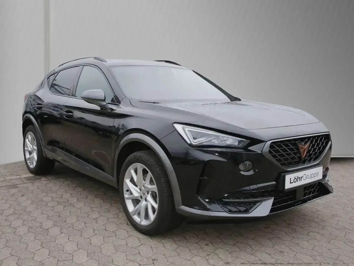 Second-hand Cupra Formentor 150 CP (110 kW) 2024 Negru SUV