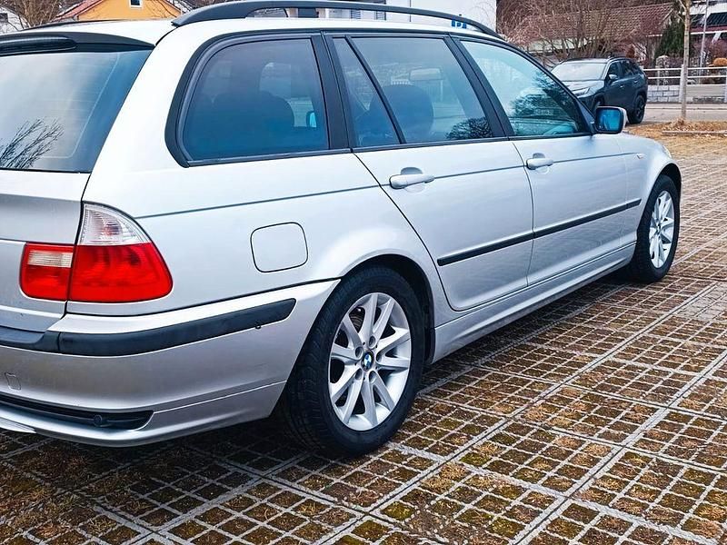 Gebraucht BMW 316 116 PS (85 kW) 2003 Silber Kombi