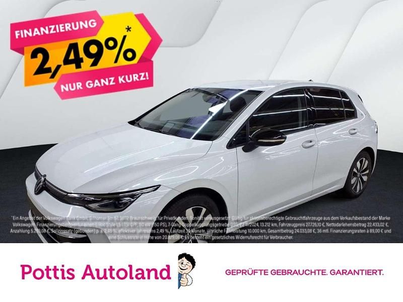 Weiss Gebraucht 2025 VW Golf VIII Goal Limousine | 28.922 € (Superpreis) - Bild 1/3
