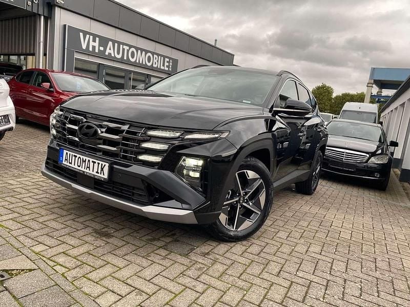 Abyss black Neu 2025 Hyundai Tucson SUV | 31.000 € (Superpreis) - Bild 1/4