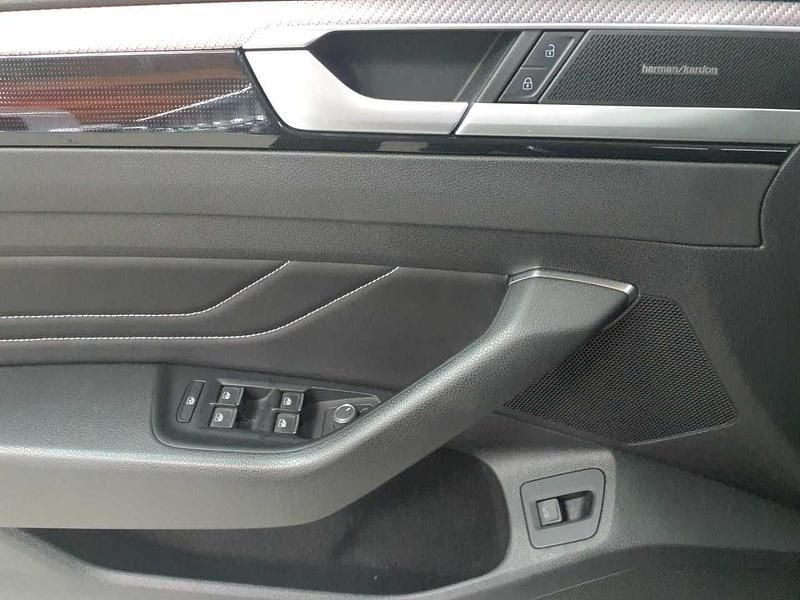 Gebraucht VW Arteon R-line 200 PS (147 kW) 2023 Mangangrau metallic Kombi