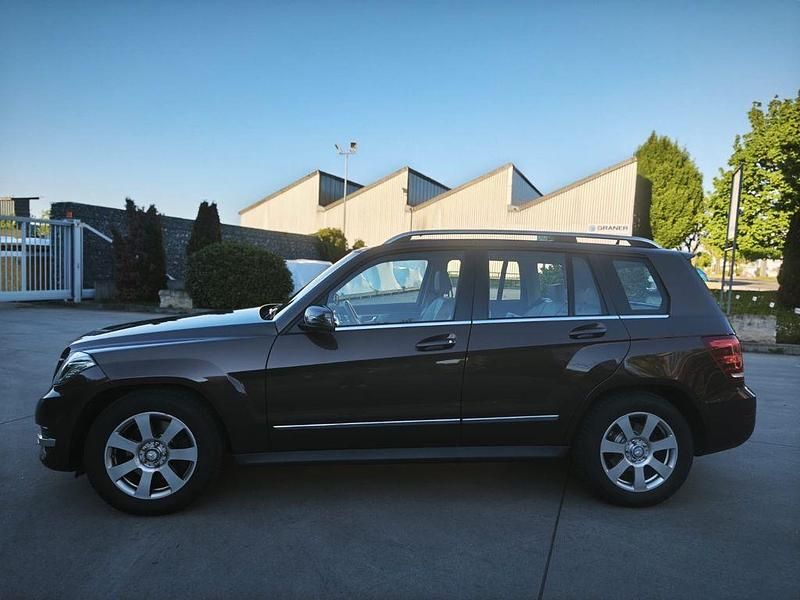 Gebraucht Mercedes GLK250 204 PS (150 kW) 2014 Braun SUV