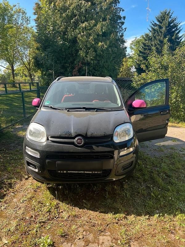 Schwarz Gebraucht 2014 Fiat Panda Kleinwagen | 4.750 € (Guter Preis) - Bild 1/4