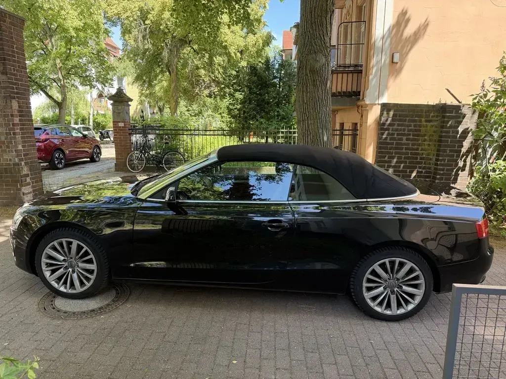 Gebraucht Audi A5 Cabriolet 160 PS (117 kW) 2010 Schwarz Cabrio