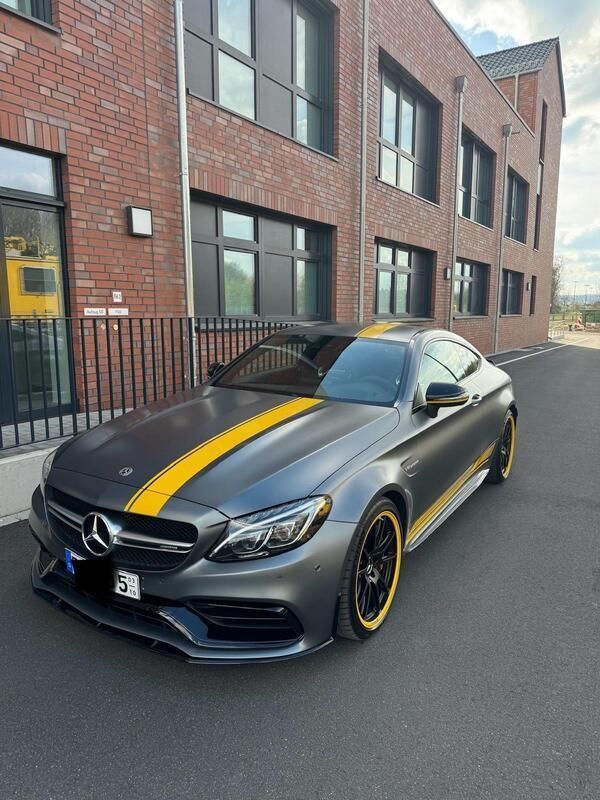 Grau Gebraucht 2017 Mercedes C63S AMG AMG Edition 1 Coupé | 70.000 € (Teuer) - Bild 1/4