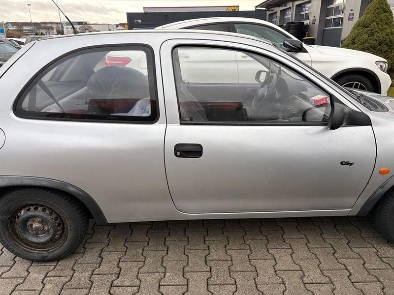 Gebraucht Opel Corsa Eco 54 PS (39 kW) 1998 Grau Kleinwagen