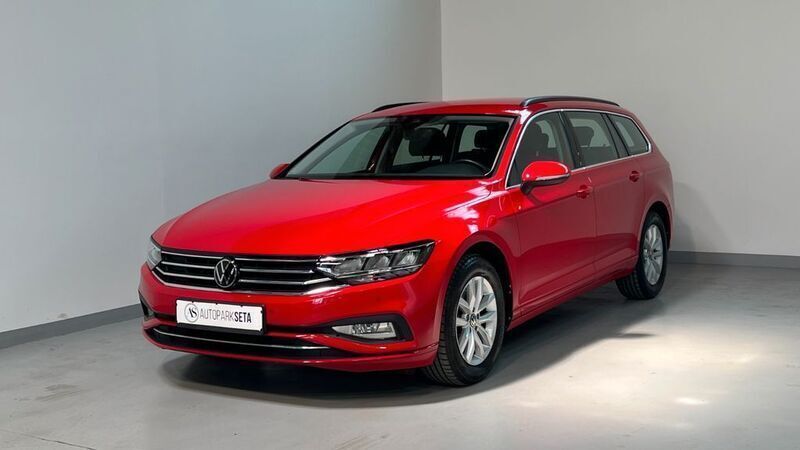 Rot Gebraucht 2022 VW Passat Limousine | 21.999 € (Superpreis) - Bild 1/4