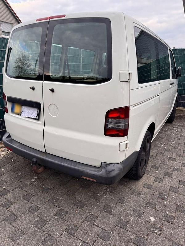 Gebraucht VW T5 106 PS (77 kW) 2004 Weiß Van