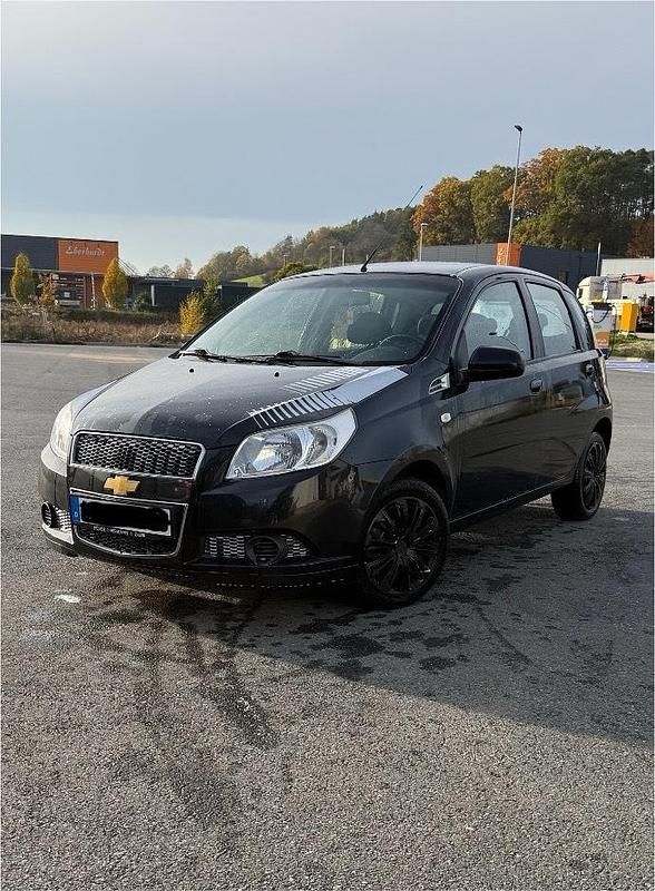 Gebraucht Chevrolet Aveo 80 PS (58 kW) 2011 Schwarz Kleinwagen