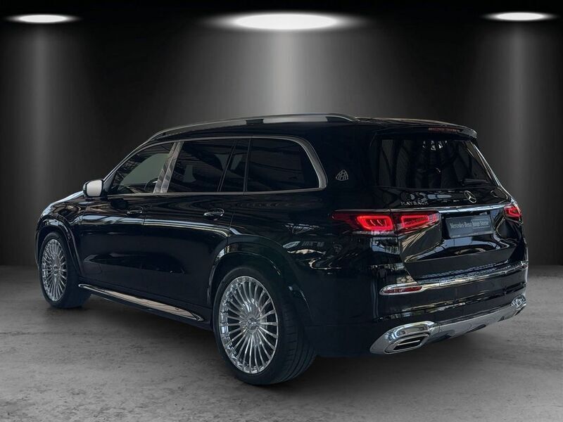 Gebraucht Mercedes GLS600 Maybach 557 PS (409 kW) 2023 Schwarz SUV