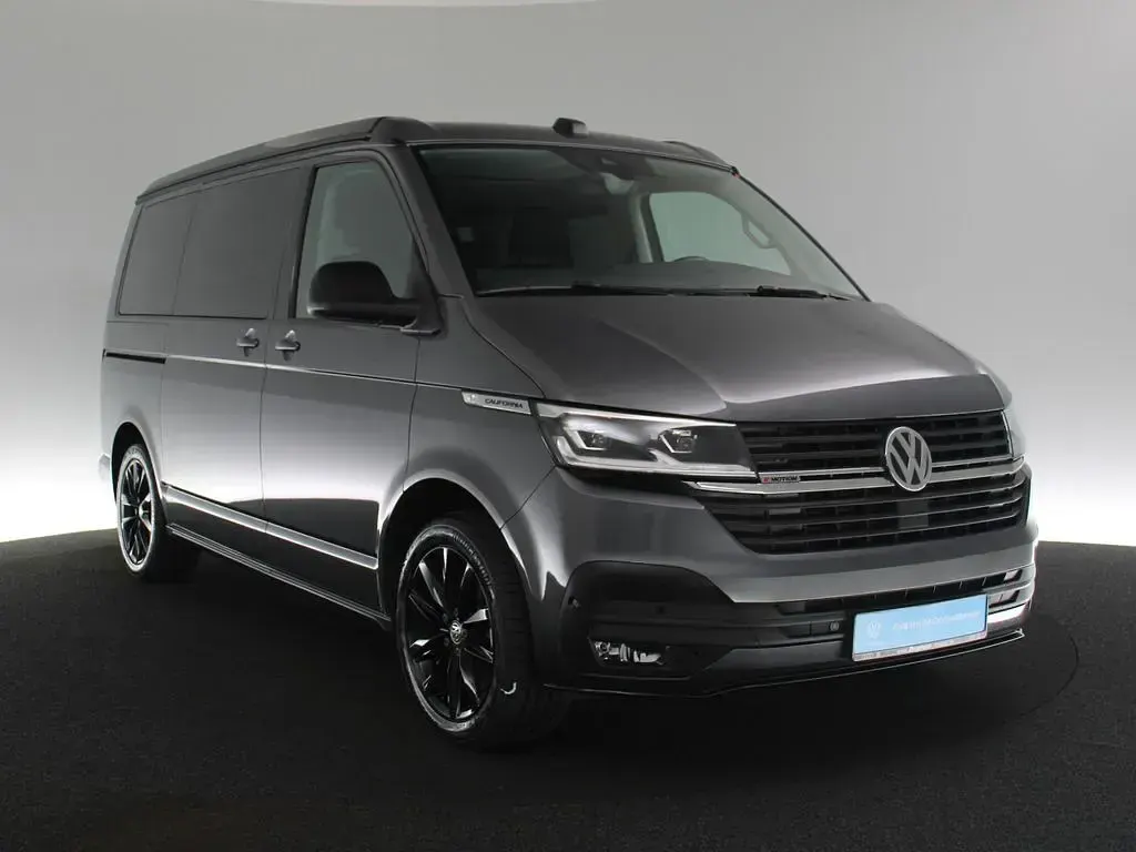 Gebraucht VW California Beach 204 PS (150 kW) 2023 Grau / indiumgrau Van