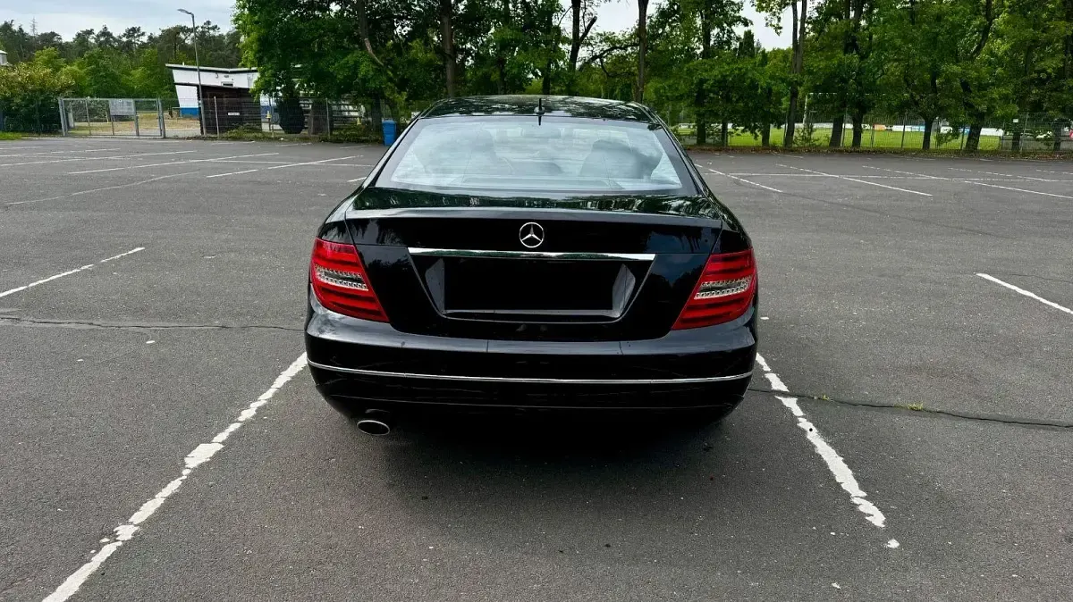 Gebraucht Mercedes C220 170 PS (125 kW) 2013 Schwarz Coupé