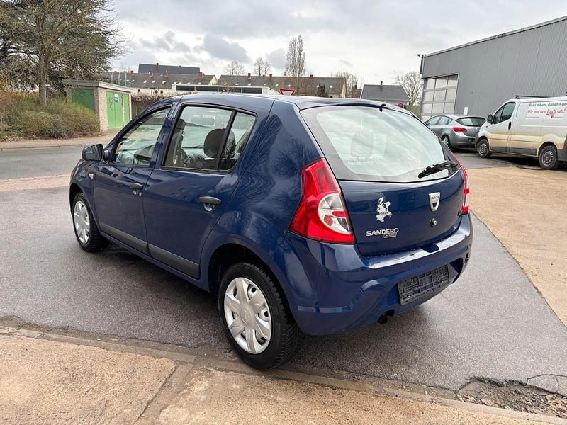 Gebraucht Dacia Sandero 75 PS (55 kW) 2008 Blau Kleinwagen