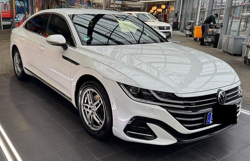 Weiß Gebraucht 2021 VW Arteon R-line Limousine | 24.700 € (Guter Preis) - Bild 1/4