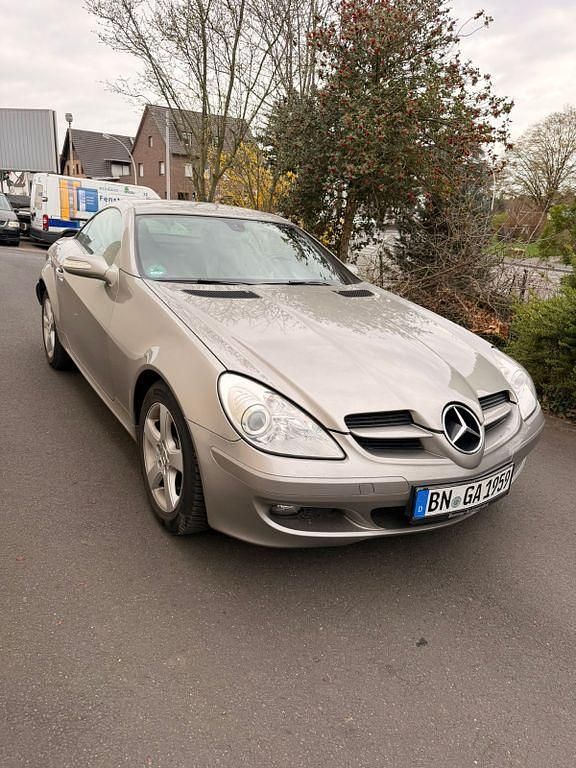 Second-hand Mercedes SLK200 163 CP (119 kW) 2006 Cabrio