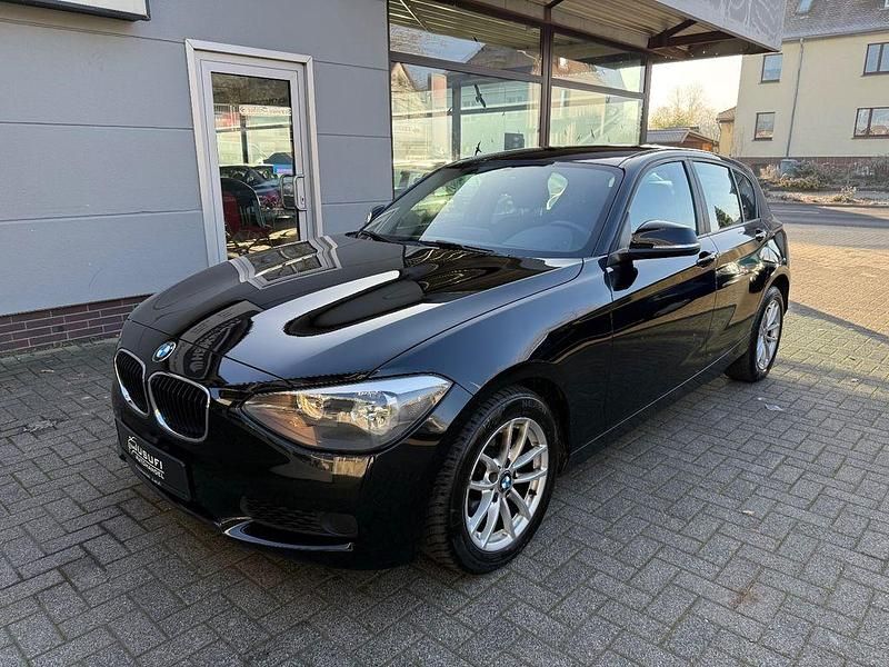 Schwarz Gebraucht 2014 BMW 118 Advantage Kleinwagen | 10.500 € (Fairer Preis) - Bild 1/4