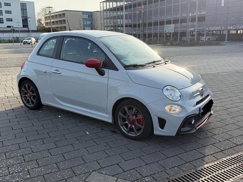 Gebraucht Abarth 595 165 PS (121 kW) 2024 Grau Kleinwagen