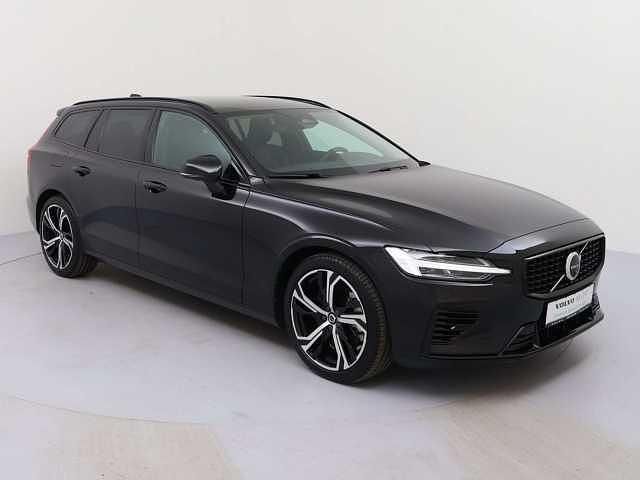 Gebraucht Volvo V60 Plus 398 PS (292 kW) 2024 Schwarz Kombi
