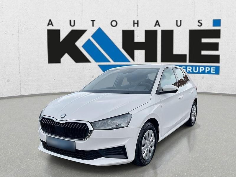 Gebraucht Skoda Fabia Active 65 PS (47 kW) 2022 Weiß Kleinwagen
