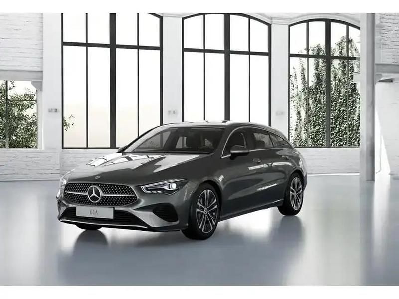 Gebraucht Mercedes CLA180 136 PS (100 kW) 2025 Metalliclack mountaingrau Limousine