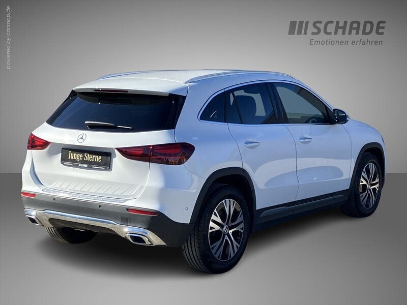 Gebraucht Mercedes GLA200 Progressive 150 PS (110 kW) 2023 Weiß SUV